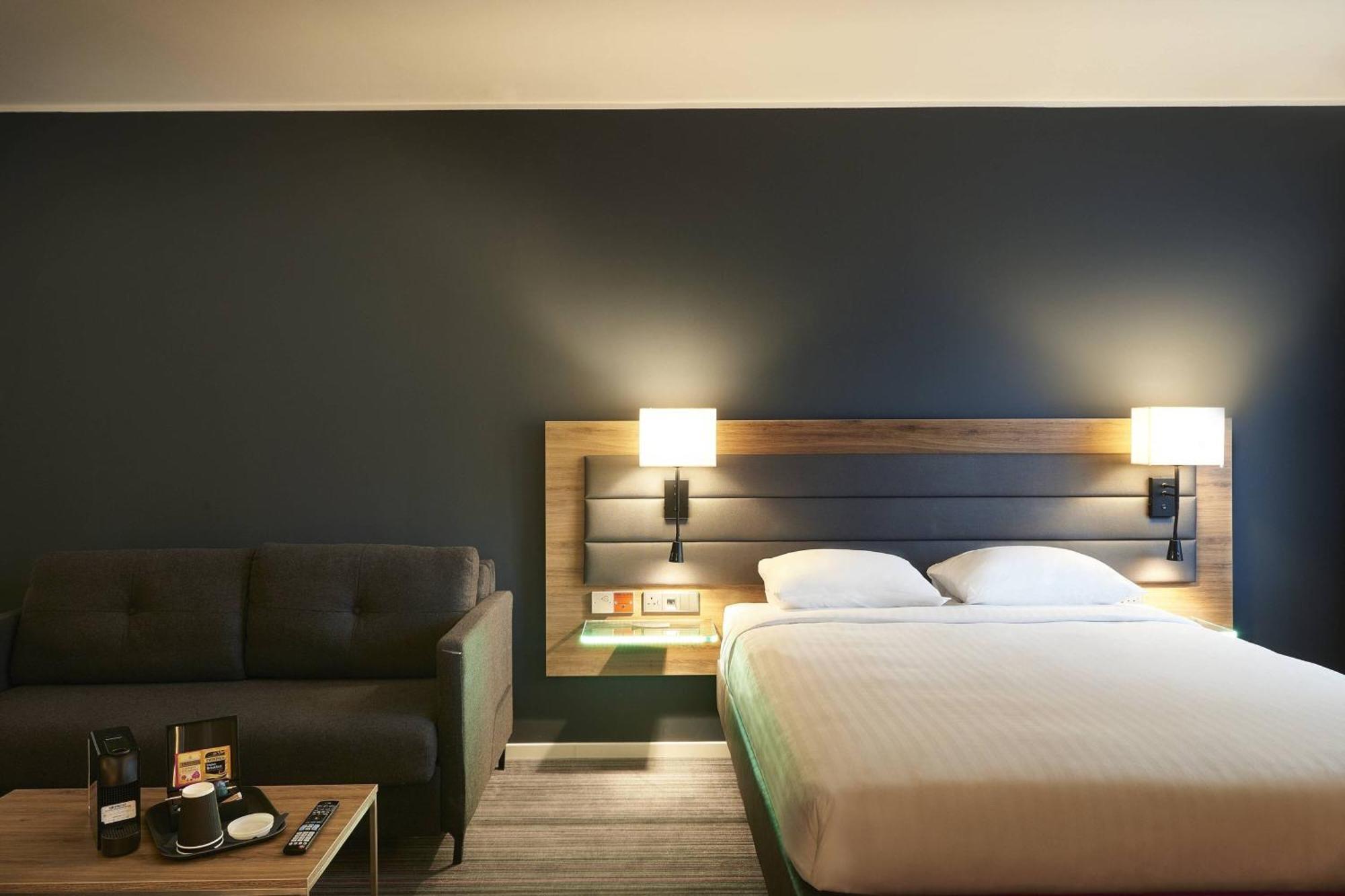 Moxy York Hotel Bagian luar foto