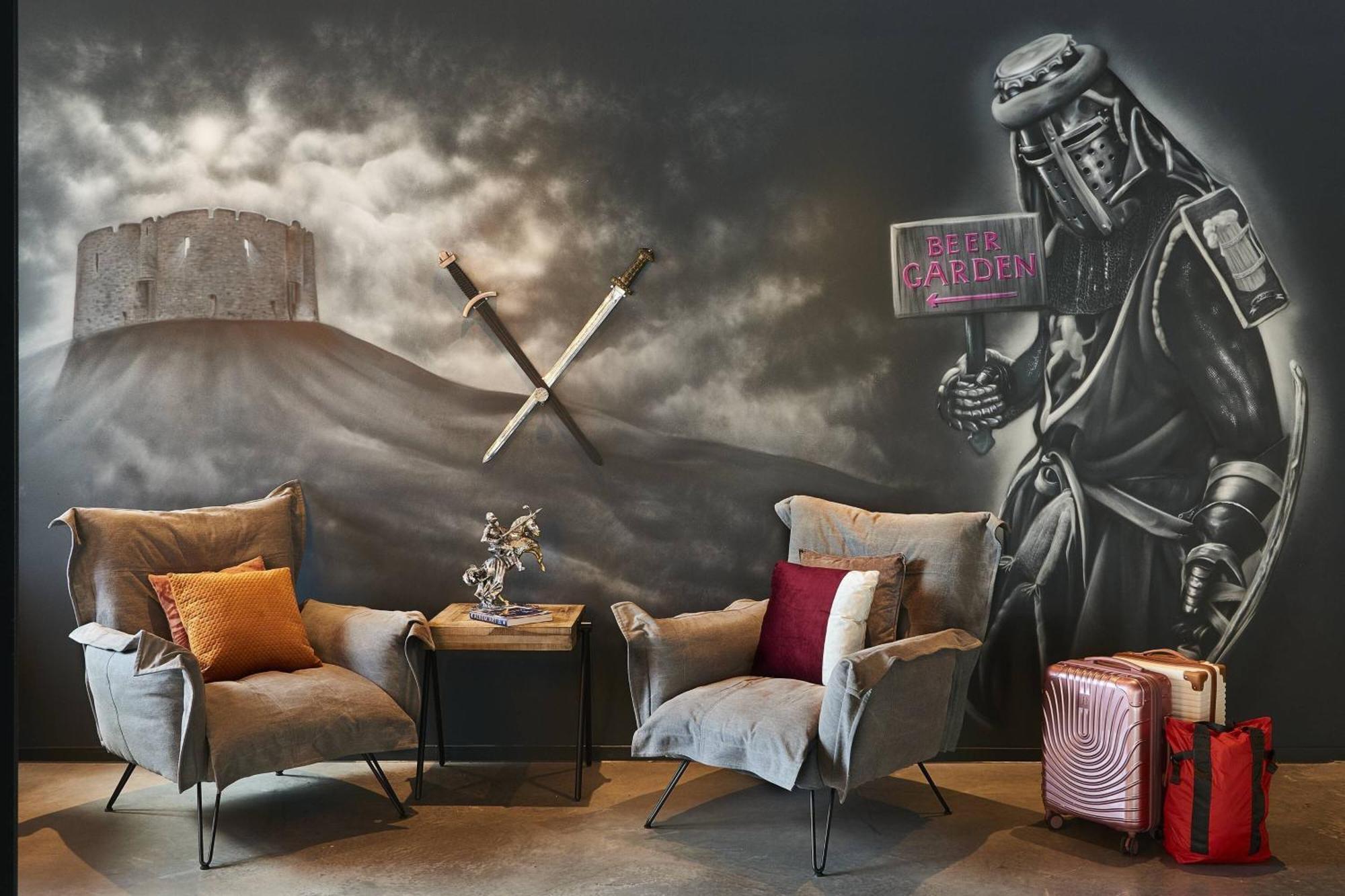 Moxy York Hotel Bagian luar foto