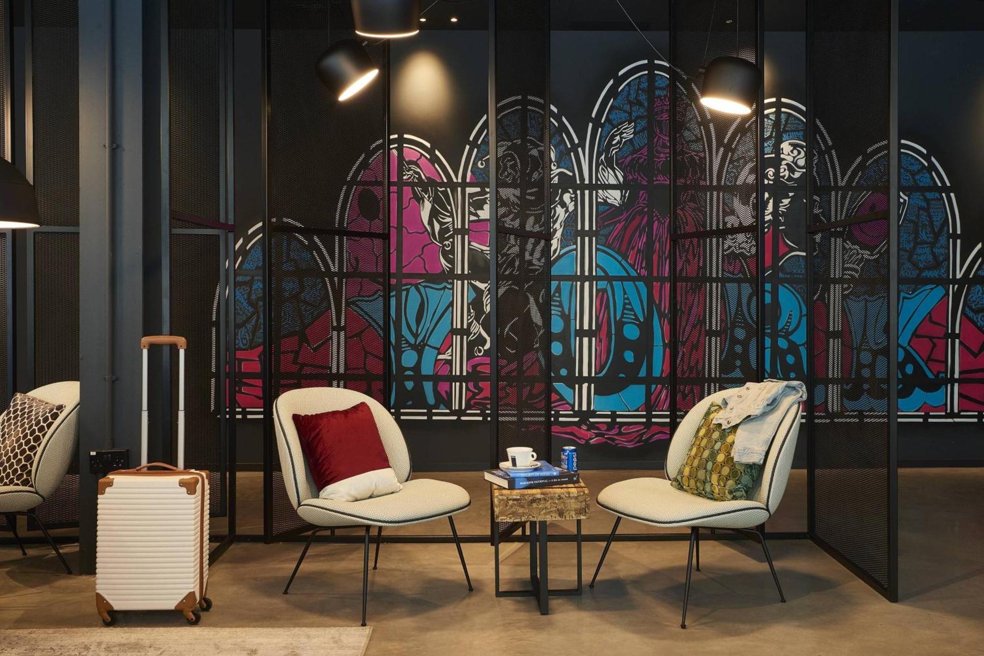 Moxy York Hotel Bagian luar foto