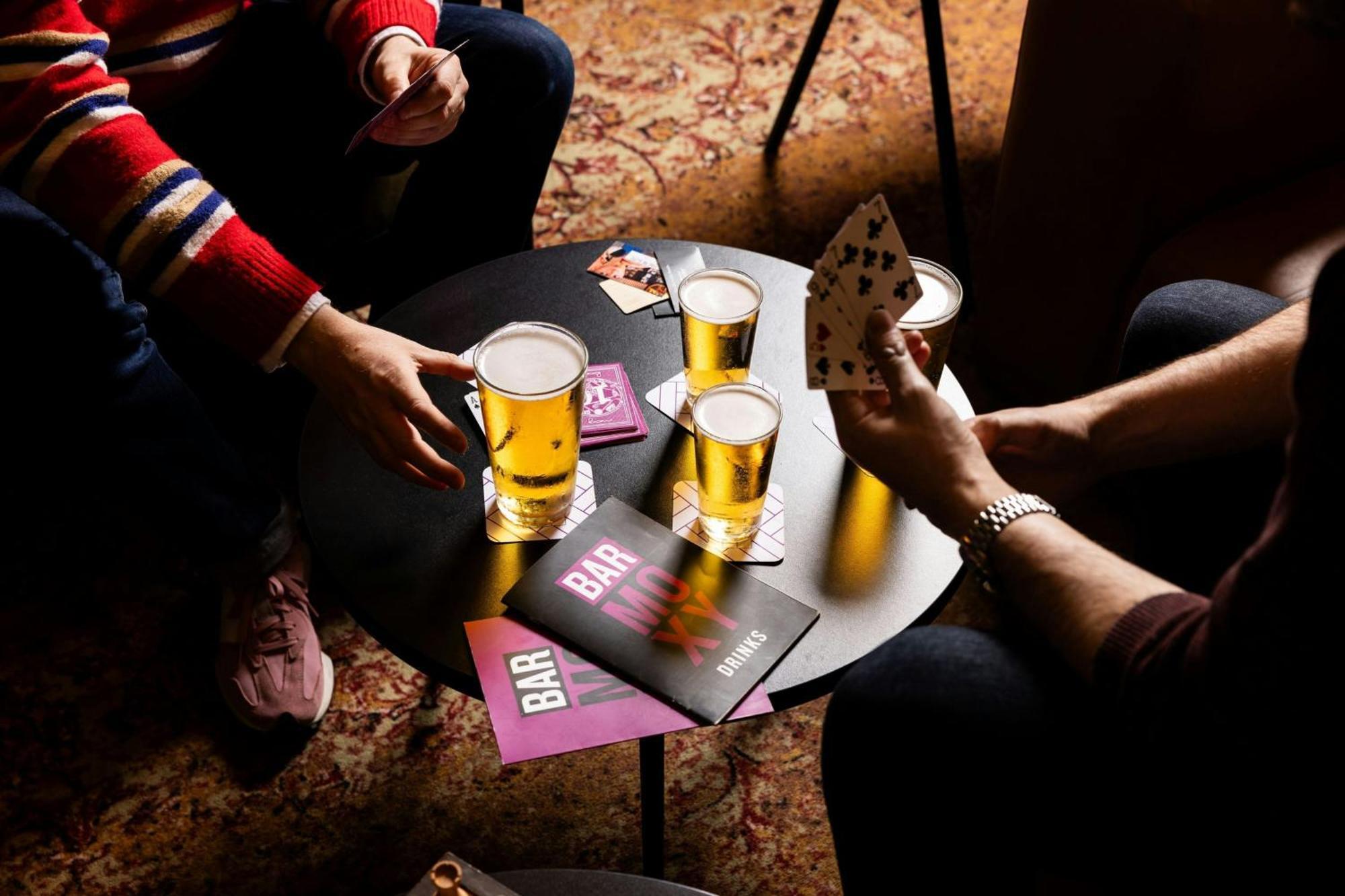 Moxy York Hotel Bagian luar foto